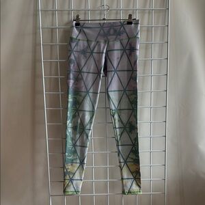 Geometric Fun / Funky  Patterned Women’s Leggings Size Small